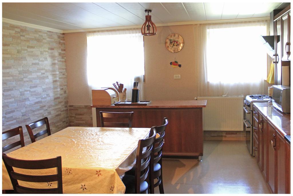 Tinikos Guest House Telavi Exteriér fotografie