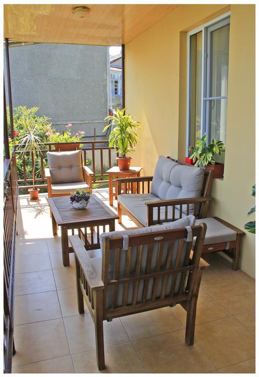 Tinikos Guest House Telavi Exteriér fotografie