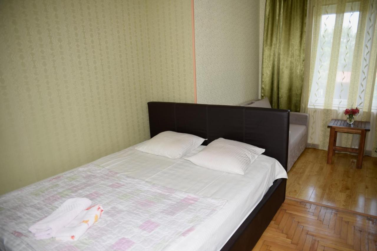 Tinikos Guest House Telavi Exteriér fotografie