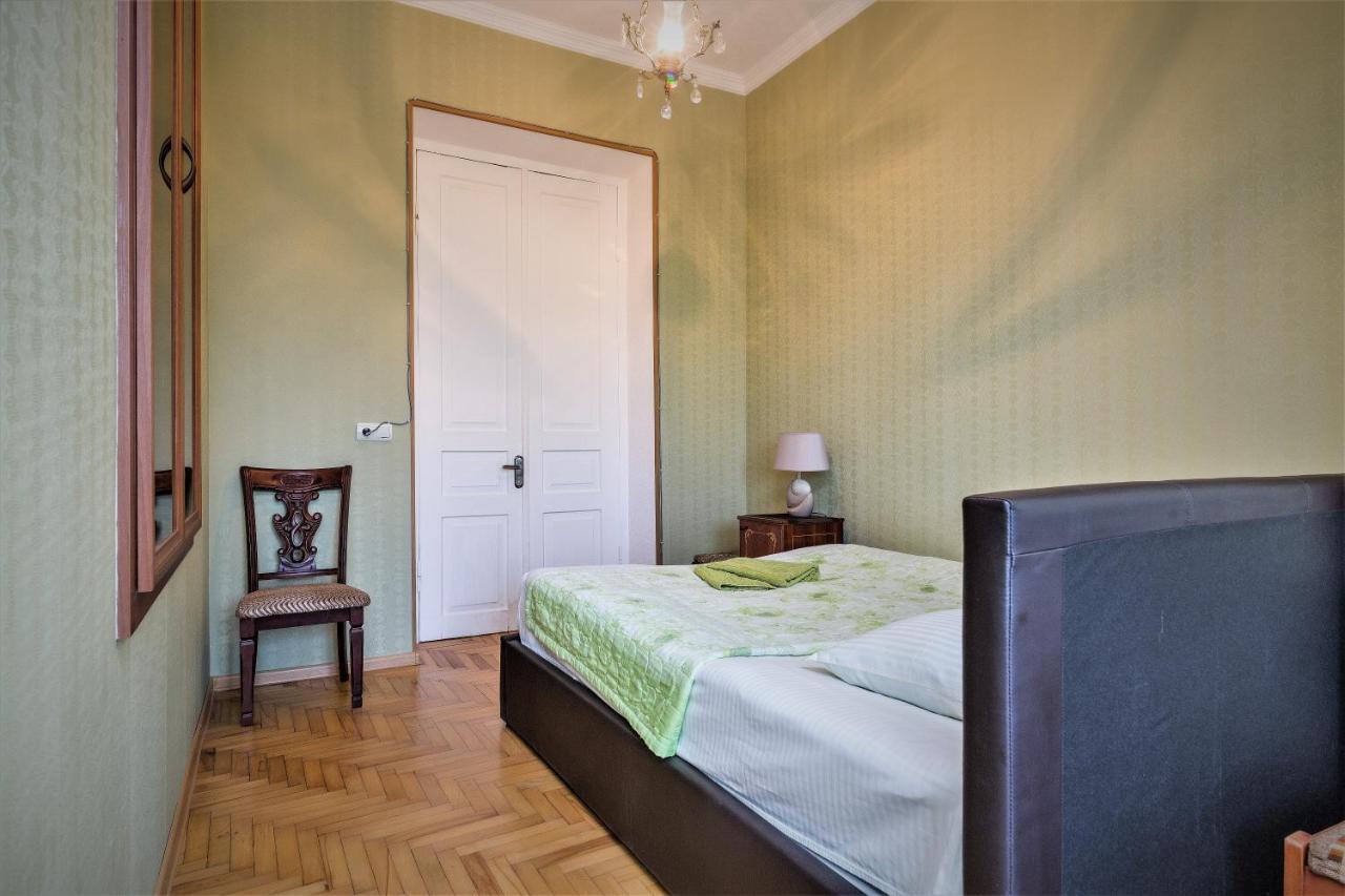 Tinikos Guest House Telavi Exteriér fotografie
