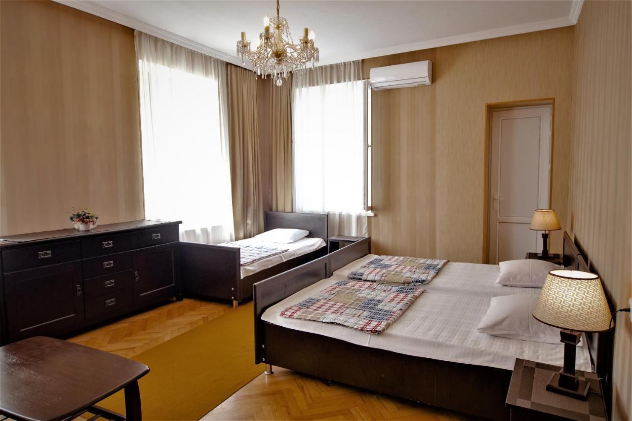Tinikos Guest House Telavi Exteriér fotografie