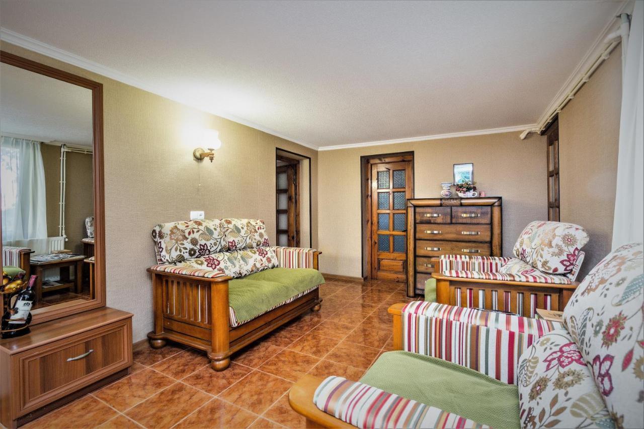 Tinikos Guest House Telavi Exteriér fotografie